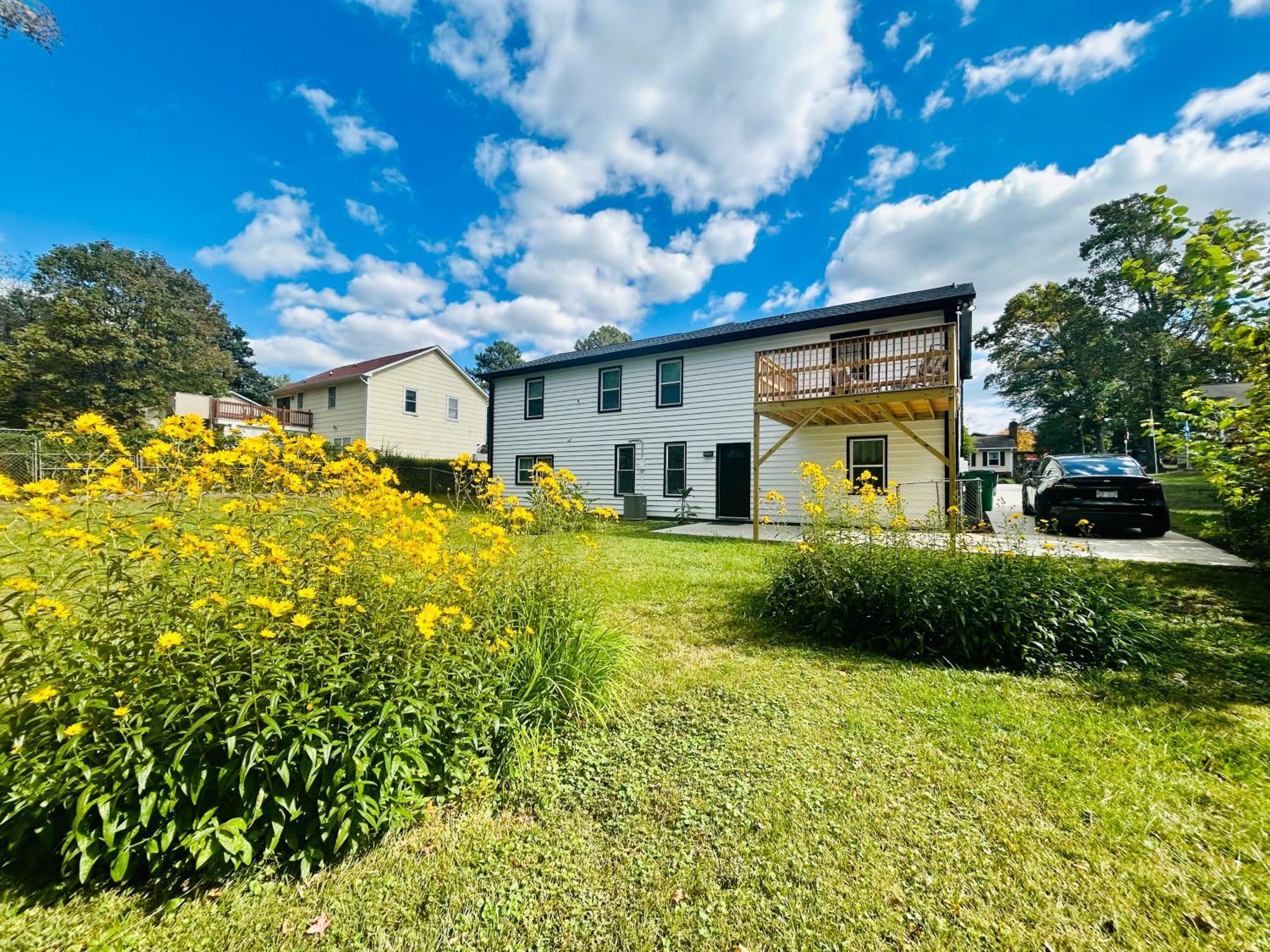 Comfy Lower Lvl Apt With Jetted Tub Near Uptown And Unc Charlotte Exterior foto